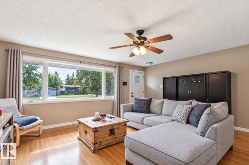 16522 104 Avenue Nw, Edmonton, AB 