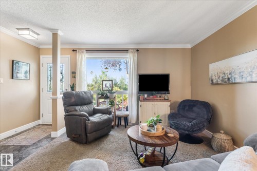 11230 18 Avenue Nw, Edmonton, AB 