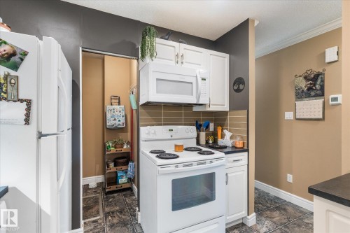 11230 18 Avenue Nw, Edmonton, AB 