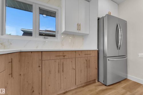 11427 141 Avenue Nw, Edmonton, AB 