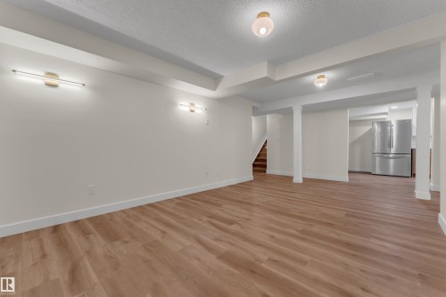 11427 141 Avenue Nw, Edmonton, AB 
