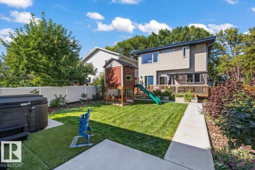 9817 77 Avenue Nw, Edmonton, AB 