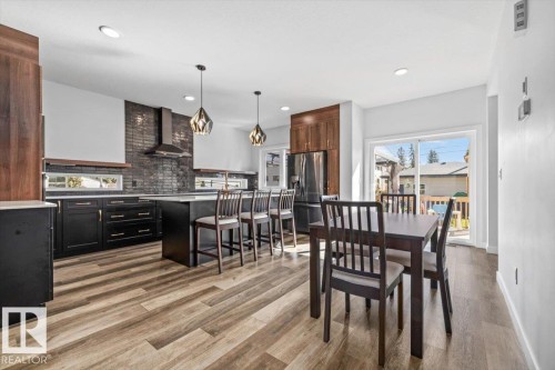 9817 77 Avenue Nw, Edmonton, AB 