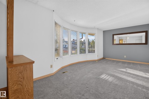 3918 103B Street Nw, Edmonton, AB 