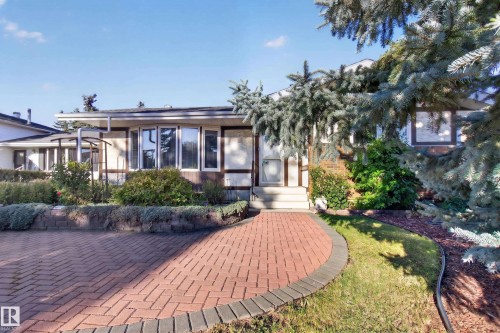 3918 103B Street Nw, Edmonton, AB 