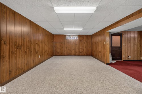 3918 103B Street Nw, Edmonton, AB 