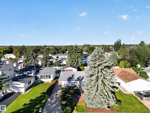 3918 103B Street Nw, Edmonton, AB 