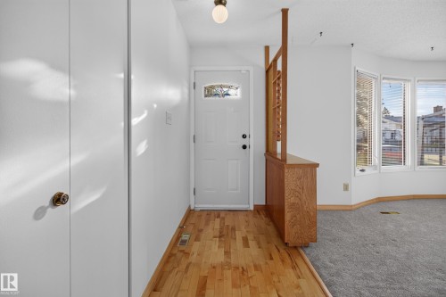 3918 103B Street Nw, Edmonton, AB 