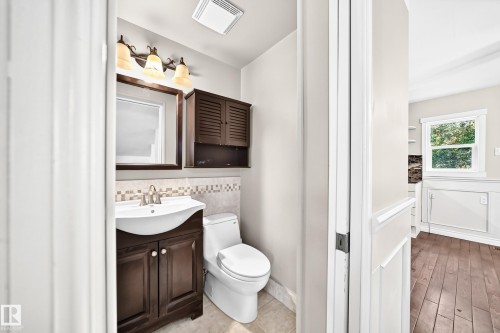 9703 160 Street Nw, Edmonton, AB 