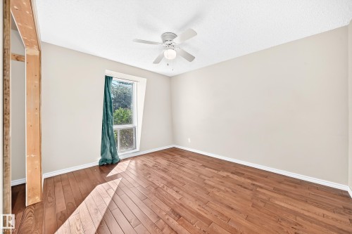 9703 160 Street Nw, Edmonton, AB 