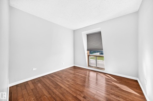 9703 160 Street Nw, Edmonton, AB 