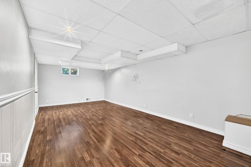 9703 160 Street Nw, Edmonton, AB 