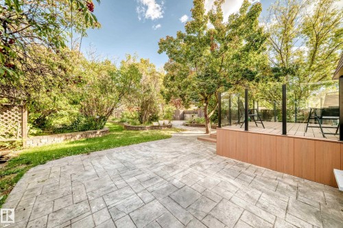 9703 160 Street Nw, Edmonton, AB 