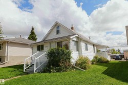 5131 51 Street  Barrhead, AB T7N 1A5