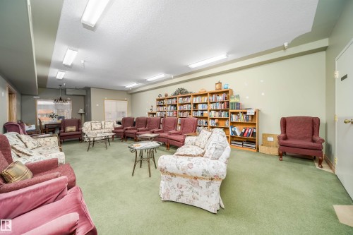 #208 11260 153 Av Nw, Edmonton, AB 