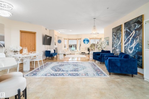 #208 11260 153 Av Nw, Edmonton, AB 