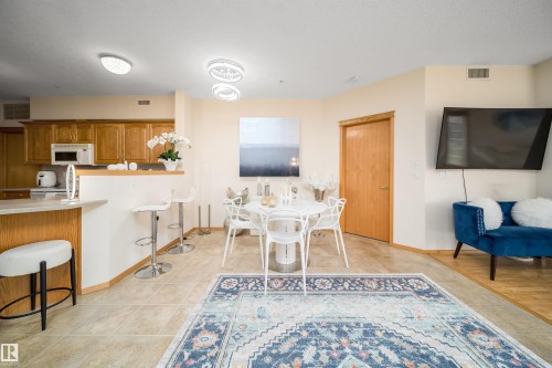 #208 11260 153 Av Nw, Edmonton, AB 