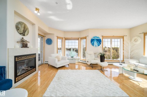 #208 11260 153 Av Nw, Edmonton, AB 