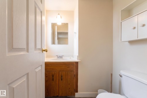 14624 121 Street Nw, Edmonton, AB - Indoor Photo Showing Bathroom