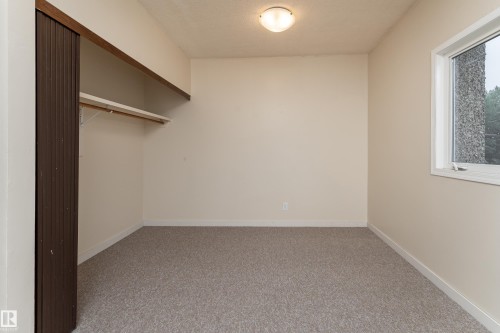 14624 121 Street Nw, Edmonton, AB - Indoor Photo Showing Other Room