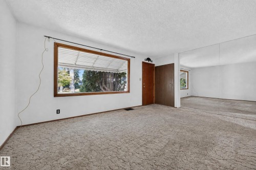 11109 38 Street Nw, Edmonton, AB 