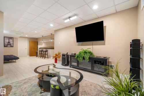 38 Deane Crescent, St. Albert, AB 