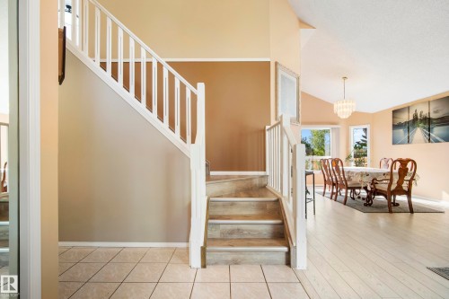 38 Deane Crescent, St. Albert, AB 