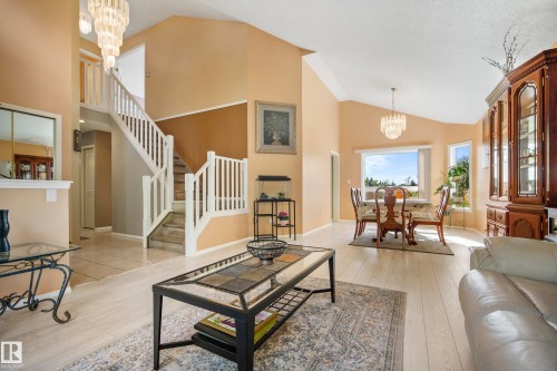 38 Deane Crescent, St. Albert, AB 