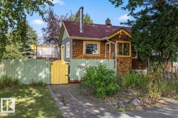 4648 113 Avenue NW  Edmonton, AB T5W 0R8