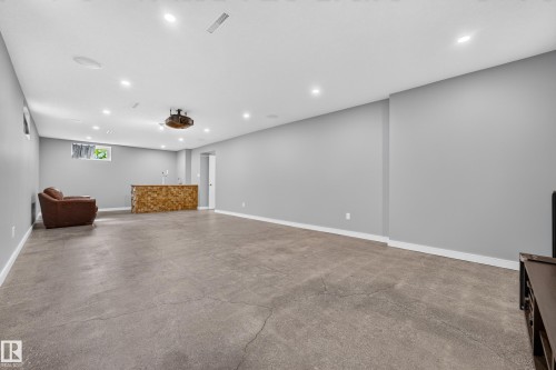 6507 97 Avenue Nw, Edmonton, AB 