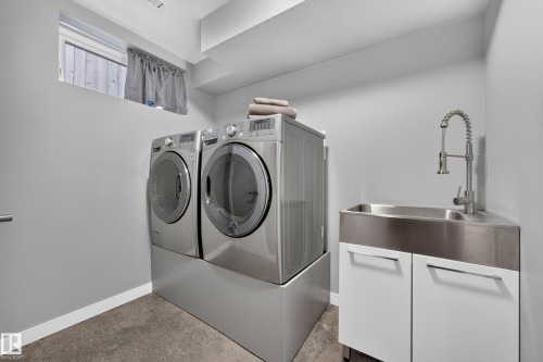 6507 97 Avenue Nw, Edmonton, AB 