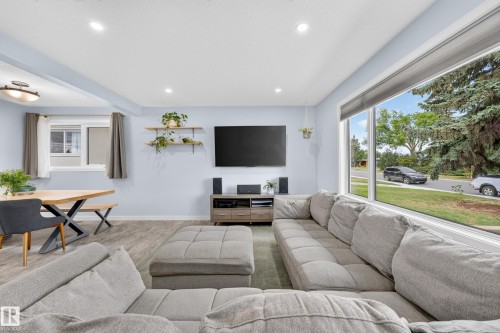 6507 97 Avenue Nw, Edmonton, AB 