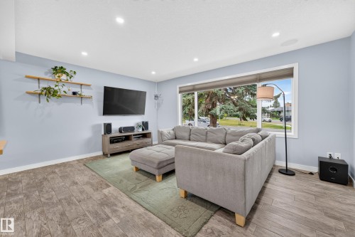 6507 97 Avenue Nw, Edmonton, AB 