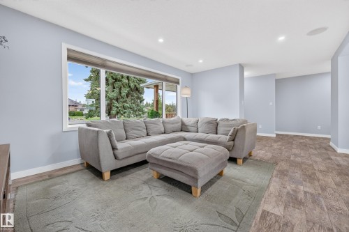 6507 97 Avenue Nw, Edmonton, AB 