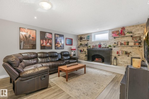 14115 70 Street Nw, Edmonton, AB 