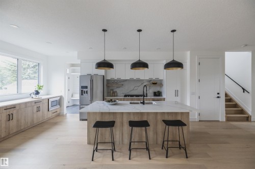 10954 62 Avenue Nw, Edmonton, AB 