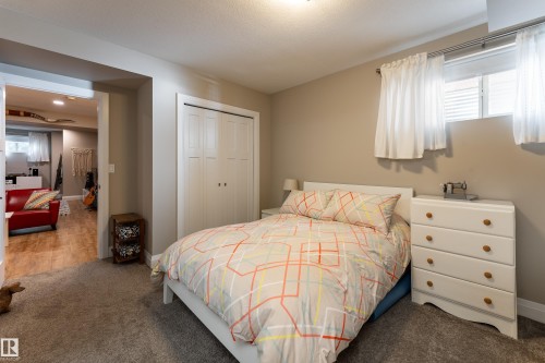 8340 79 Avenue Nw, Edmonton, AB 