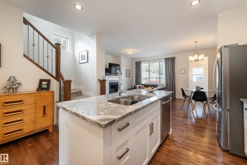 8340 79 Avenue Nw, Edmonton, AB 