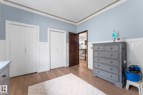 8704 165 Avenue Nw, Edmonton, AB 