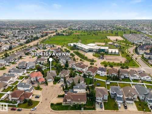 8704 165 Avenue Nw, Edmonton, AB 