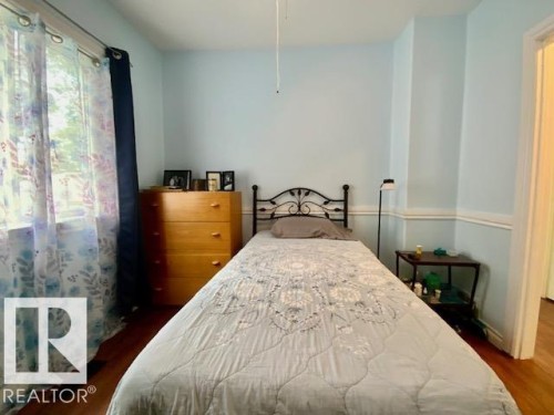 4505 53 Street, Wetaskiwin, AB - Indoor Photo Showing Bedroom