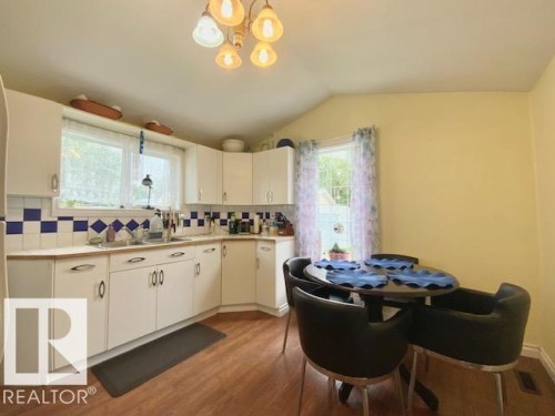 4505 53 Street, Wetaskiwin, AB - Indoor Photo Showing Kitchen