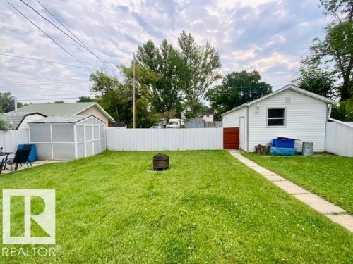 4505 53 Street, Wetaskiwin, AB - Outdoor