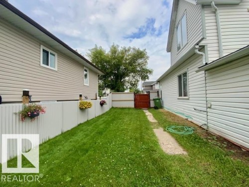 4505 53 Street, Wetaskiwin, AB - Outdoor With Exterior