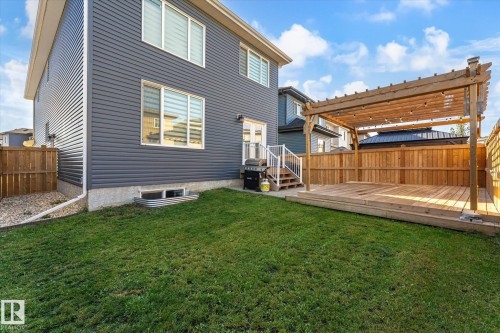 17618 64A Street Nw, Edmonton, AB 