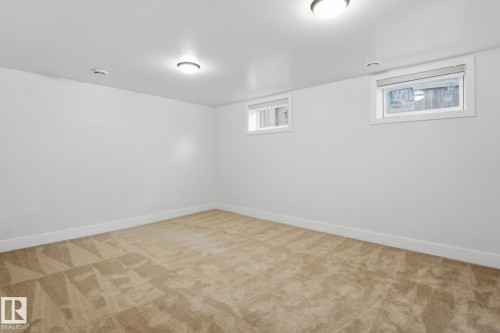 14214 87 Avenue Nw, Edmonton, AB 