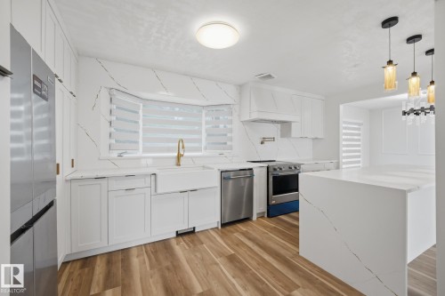 14214 87 Avenue Nw, Edmonton, AB 
