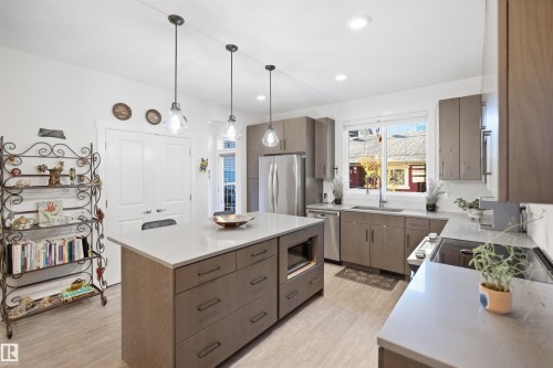 6917 Johnnie Caine Way Nw, Edmonton, AB 
