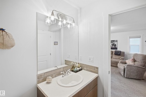 6917 Johnnie Caine Way Nw, Edmonton, AB 