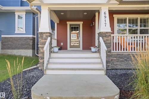 6917 Johnnie Caine Way Nw, Edmonton, AB 
